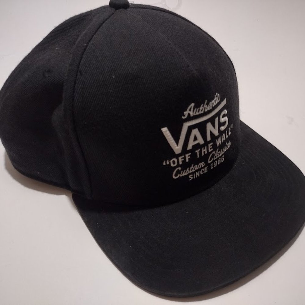Vans Off the Wall Black Authentic Trucker  Hat Baseball Cap Mens Snapback